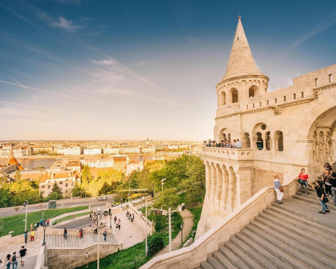 Premium Buda Castle Apartment Budapeste Exterior foto